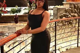 Exotic sexy Full-Figured Curvvy Hawaiian goddess last Week in town so hurry to see me babes ✈😘 - Image 1